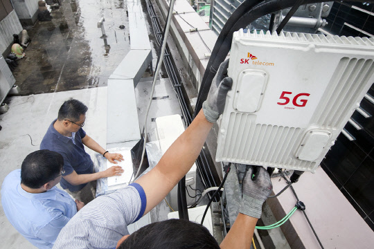 SKT, 5G ¹«¼± Áß°è±â ±¹»êÈ ³ª¼±´Ù SKT, 5G ¹«¼± Áß°è±â ±¹»êÈ ³ª¼±´Ù